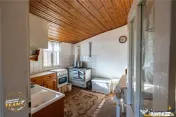 FILM! Casa traditionala, pe domeniu pretios, de 7.608 mp, Ce