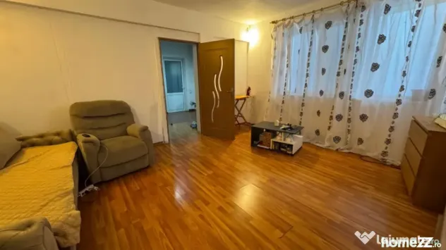 Proprietate Stradala cu Spatiu Comercial Pretabila Business