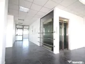 Birouri si hala in parc industrial - zona vest