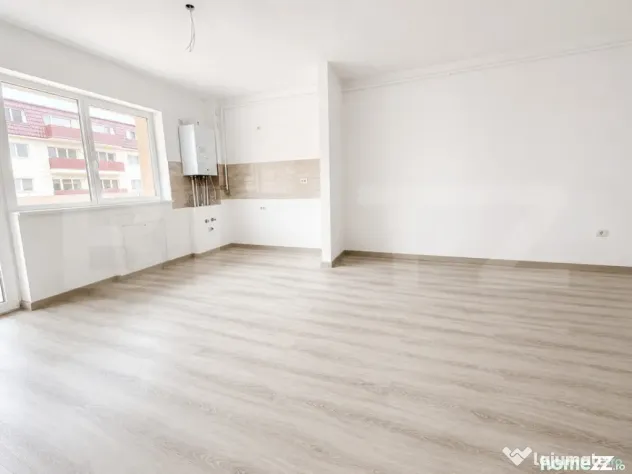 Apartament 2 camere, cu dressing și balcon generos, bloc no