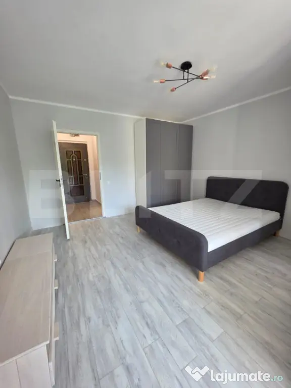 Oportunitate!Garsoniera renovata complet, Manastur - zona Pe