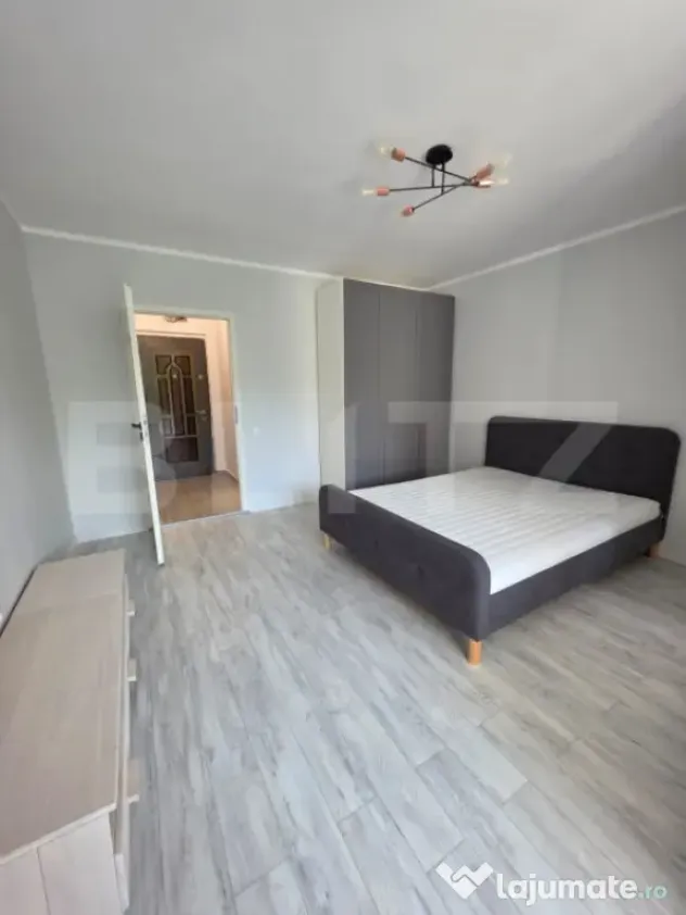 Oportunitate!Garsoniera renovata complet, Manastur - zona Pe