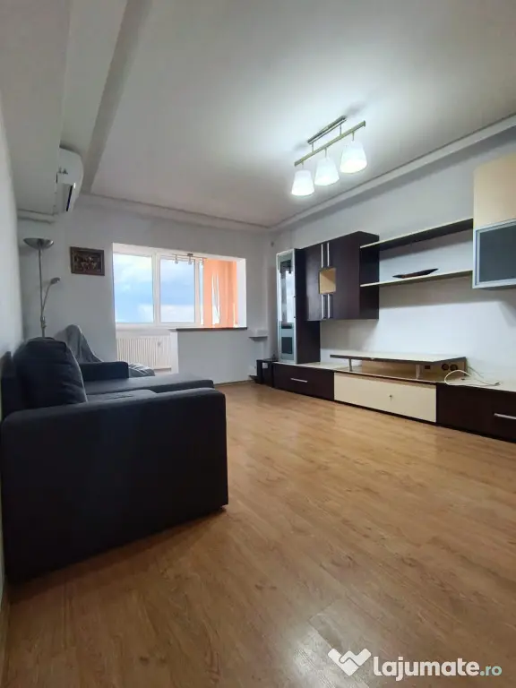Garsoniera 37 mp utili, etaj 5 din 6, zona Marasesti