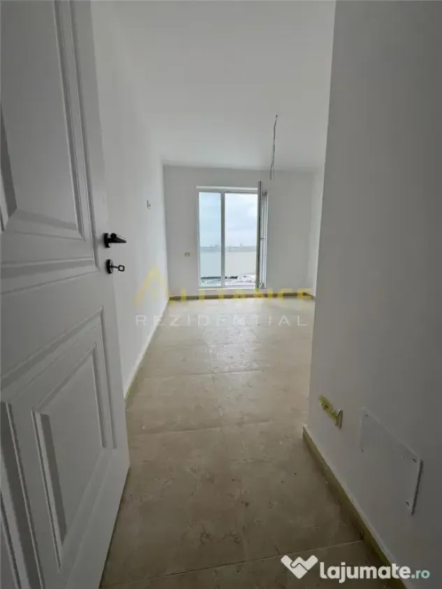 Apartament 2 camere decomandat • Terasa 26 mp • Zona ...