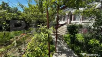 Proprietate cu 2 case, 3.345 mp teren, Balota de Jos, comun