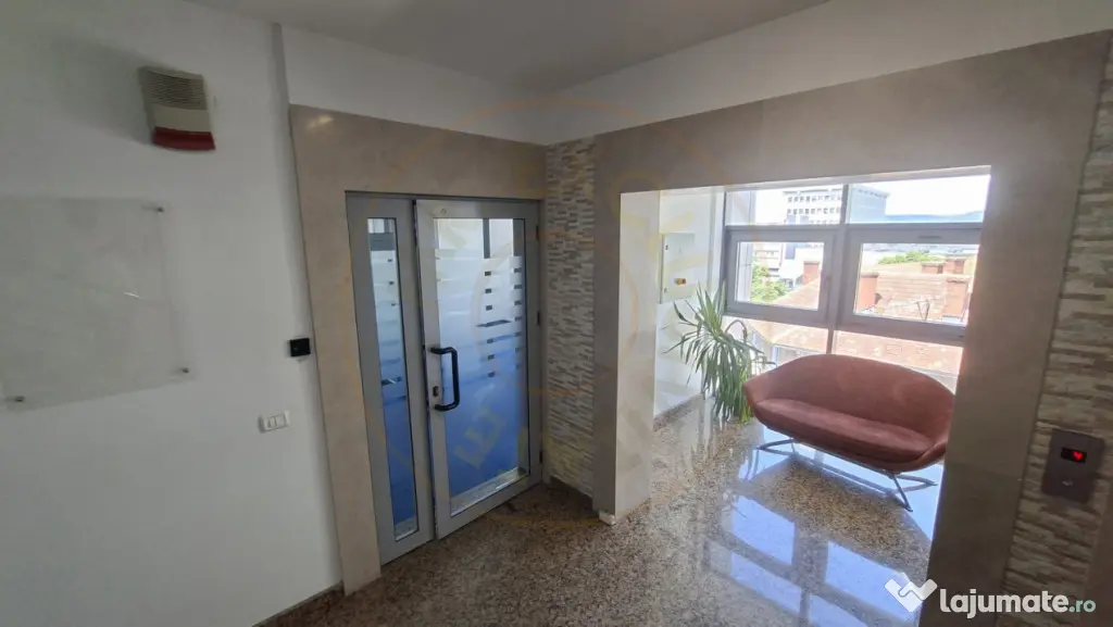 Spațiu Birouri Ultracentral Pitești 265 mp clasa A