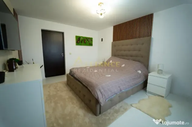 Casa individuala premium cu piscina | 500 mp teren | Panouri