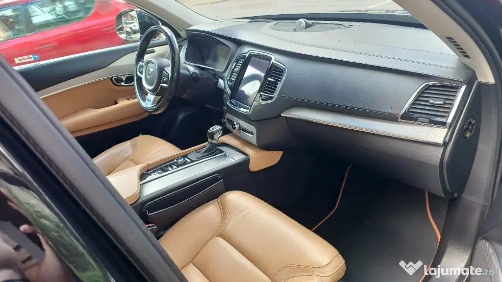 Vând Volvo XC 90,2.0 diesel,225cp,7 locuri,Model Inscription 2016