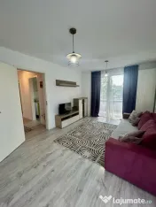 Kasper Coresi Pietonala-2 camere, decomandat, etaj 1/6, parcare, boxa!