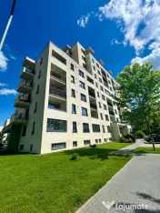 Kasper Coresi Pietonala-2 camere, decomandat, etaj 1/6, parcare, boxa!