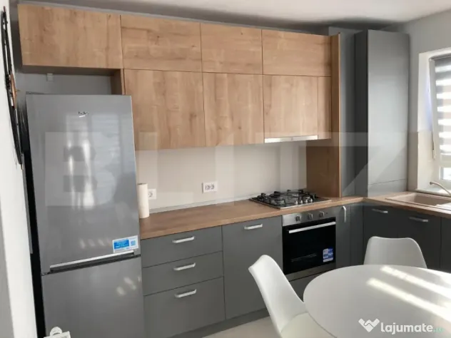 Apartament 2 camere, tip studio, zona Coresi