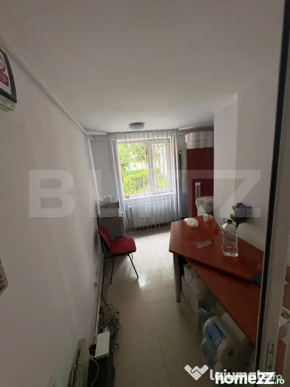 Spațiu comercial cu vitrină 12 ml | B-dul 15 Noiembrie | V - Brasov (Brasov)