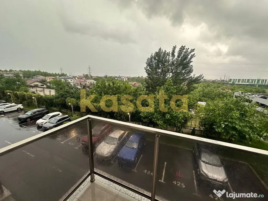Garsoniera spatioasa, luminoasa la 2 minute de metrou