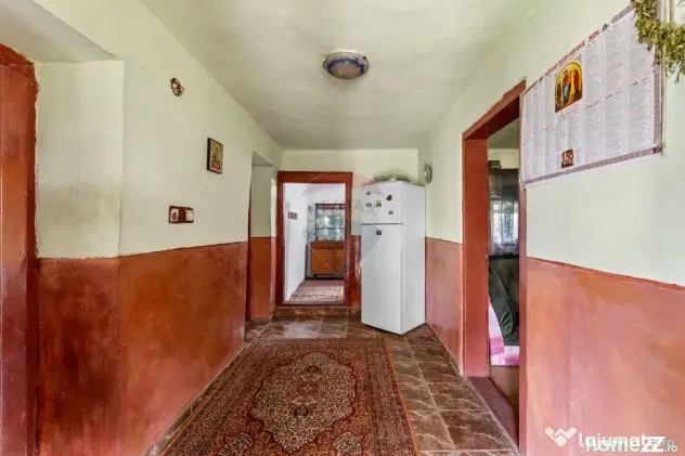 Casa compusa din doua corpuri in aceeasi curte - Siria (Arad)
