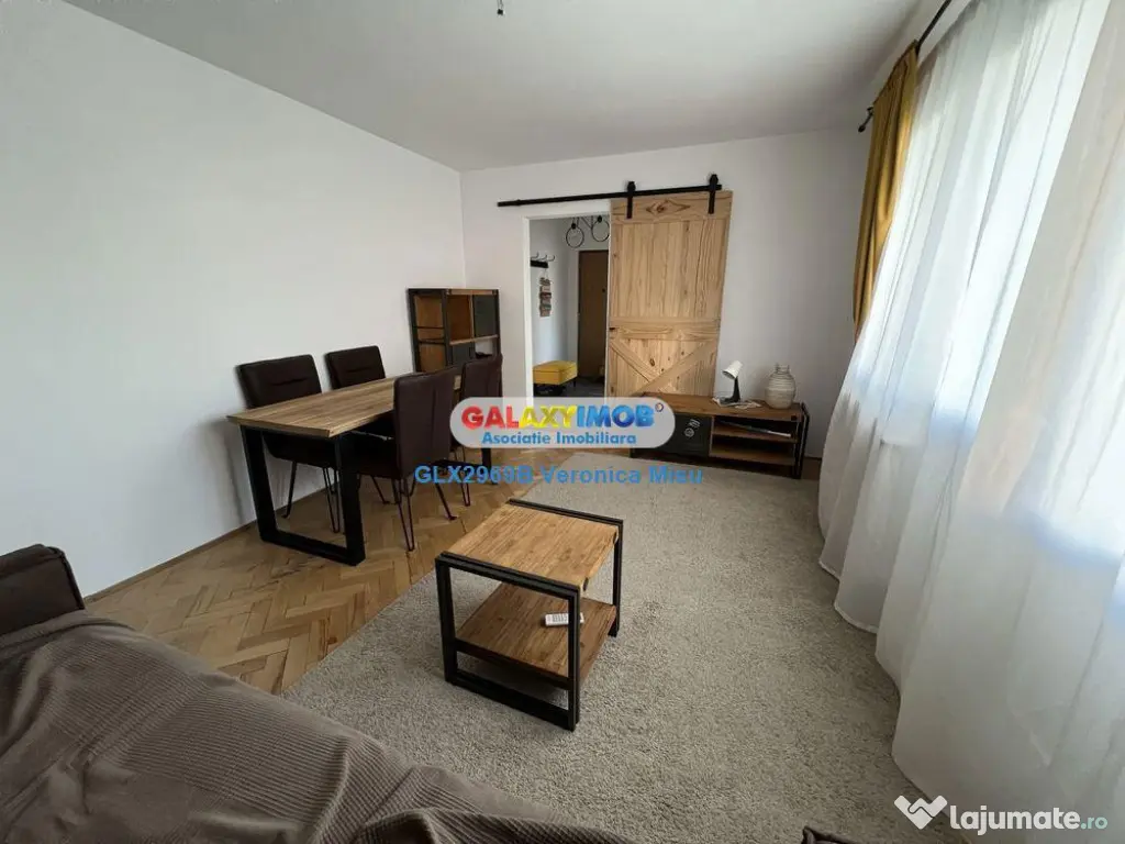 Apartament 3 camere de inchiriat, loc parcare - Piata Salaja
