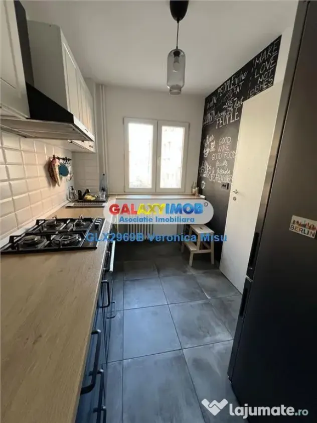 Apartament 3 camere de inchiriat, loc parcare - Piata Salaja