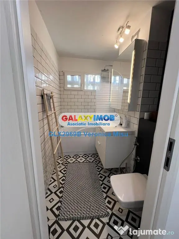 Apartament 3 camere de inchiriat, loc parcare - Piata Salaja
