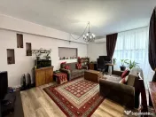 Apartament 3 camere cu curte 105mp si beci, parter de vila 