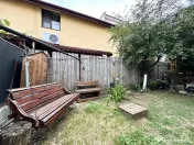 Apartament 3 camere cu curte 105mp si beci, parter de vila 