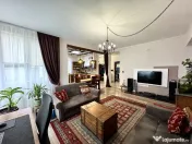 Apartament 3 camere cu curte 105mp si beci, parter de vila 