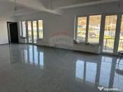 Spațiu comercial de 810 mp de închiriat 