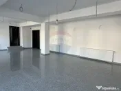 Spațiu comercial de 810 mp de închiriat 