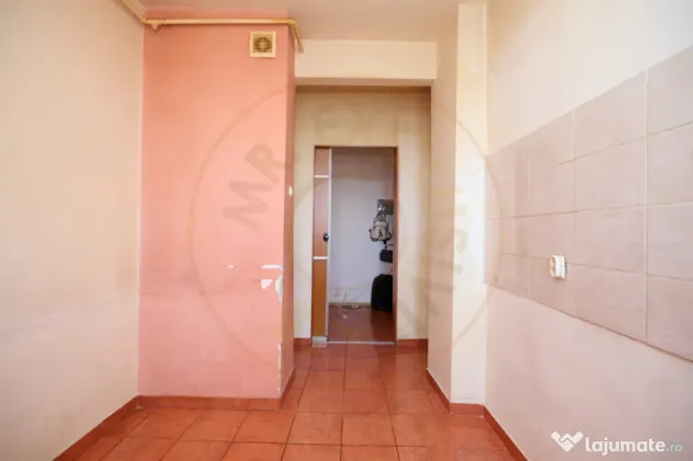 Apartament 4 Camere Semidecomandat | Craiovei | 3 Balcoane