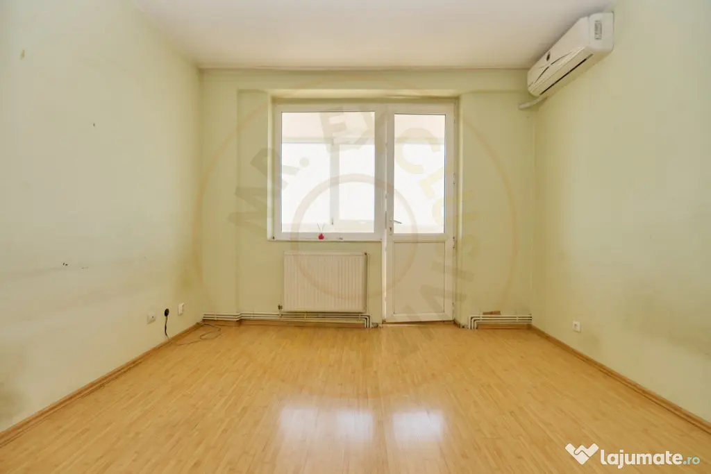 Apartament 4 Camere Semidecomandat | Craiovei | 3 Balcoane