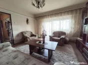 Apartament cu 2 camere decomandate, 52 mp, AC, boxa, renovat