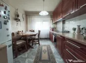 Apartament cu 2 camere decomandate, 52 mp, AC, boxa, renovat