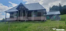 Casa batraneasca cu o suprafata generoasa de teren: 30.000 m