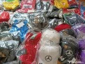 Lot haine de firmă noi – cca. 400 articole