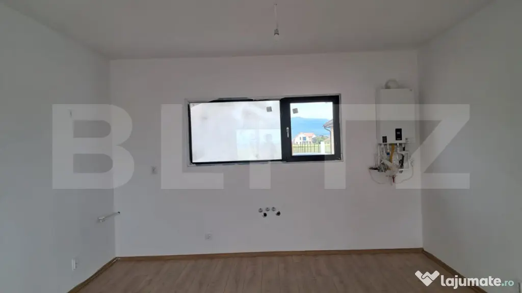 Casa intabulata, 3 camere, teren 484 mp, gata de mutare - Pr