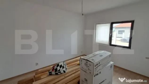 Casa intabulata, 3 camere, teren 484 mp, gata de mutare - Pr