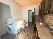 Apartament 2 camere-Podu Ros-Cantemir-etaj 2 