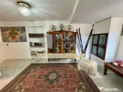 Casa 11 camere D P,cu o arhitectura deosebita, ultracentral,
