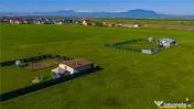 FILM! Teren intravilan 684 mp, in zona linistita, cu acces f