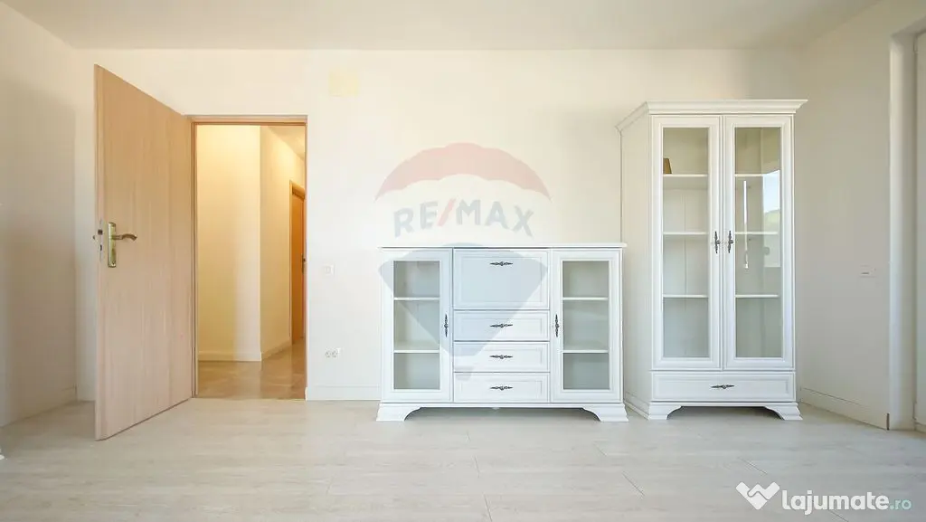 Apartament 3 camere decomandat | Loc de parcare si boxa |...