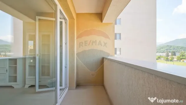 Apartament 3 camere decomandat | Loc de parcare si boxa |...