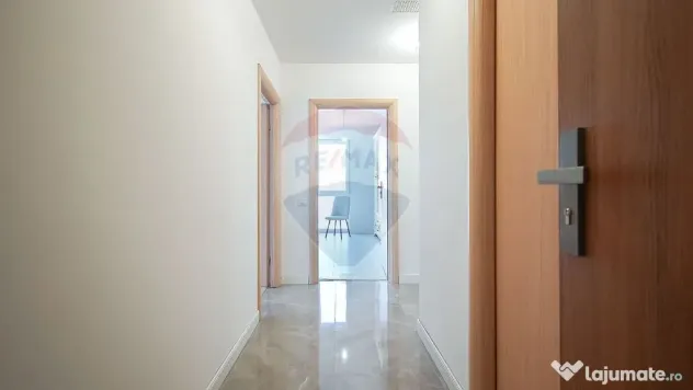 Apartament 3 camere decomandat | Loc de parcare si boxa |...