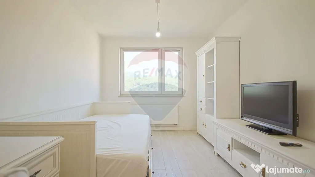 Apartament 3 camere decomandat | Loc de parcare si boxa |...