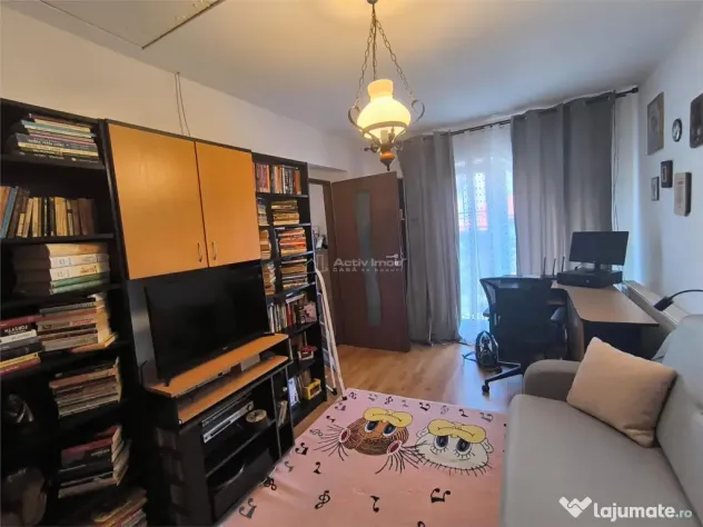 Resita Casa cocheta, P 1, Zona Muncitoresc, 135 mp, Comisio