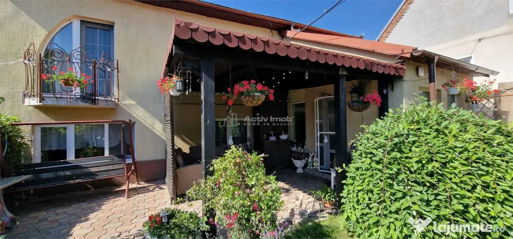 Resita Casa cocheta, P 1, Zona Muncitoresc, 135 mp, Comisio