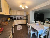 Resita Casa cocheta, P 1, Zona Muncitoresc, 135 mp, Comisio 