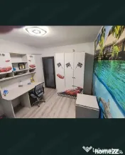 Inchiriez apartament 3 camere Micro 16