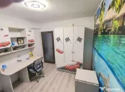 De inchiriat apartament 3 camere Micro 16, 450 euro