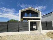 Vila str Miorita-4 camere-3 bai-2 dressinguri-beci