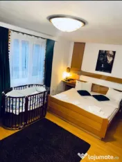 Casa de vanzare, 9 camere, 650 mp - Bran 