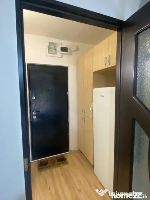 Redus Garsonieră 31 mp, complet mobilată și utilată, zon - Craiova (Dolj)