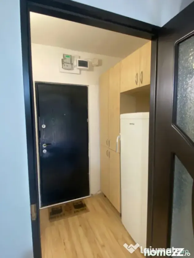 Redus Garsonieră 31 mp, complet mobilată și utilată, zon - Craiova (Dolj)